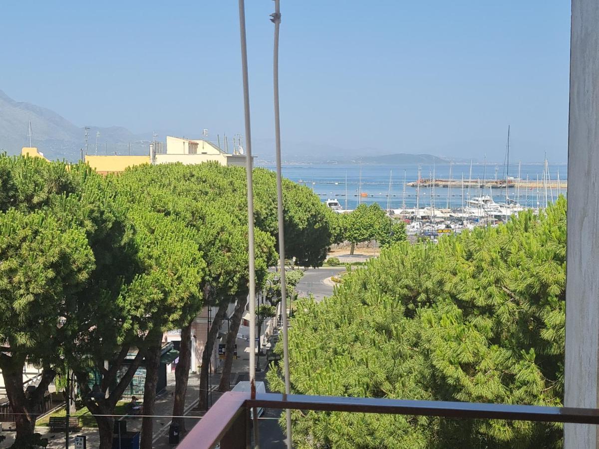 Il Sestante Vista Mare Bed and Breakfast Gaeta Exterior foto